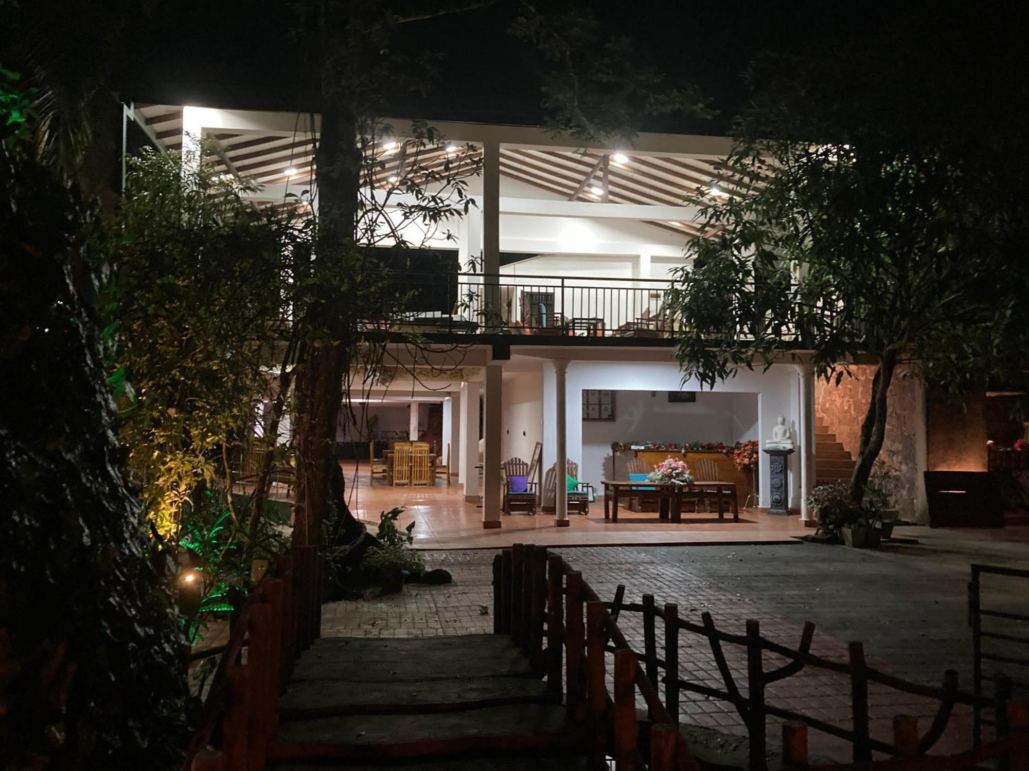Rainforest Lodge, Deniyaya Singheraja Exterior foto